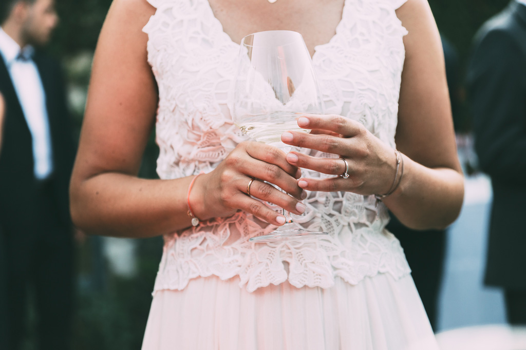 Un dettaglio della fede nunziale della sposa