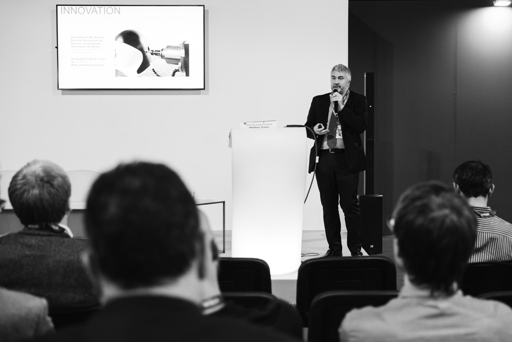 fotografo reportage evento business vitrum rho fiera milano