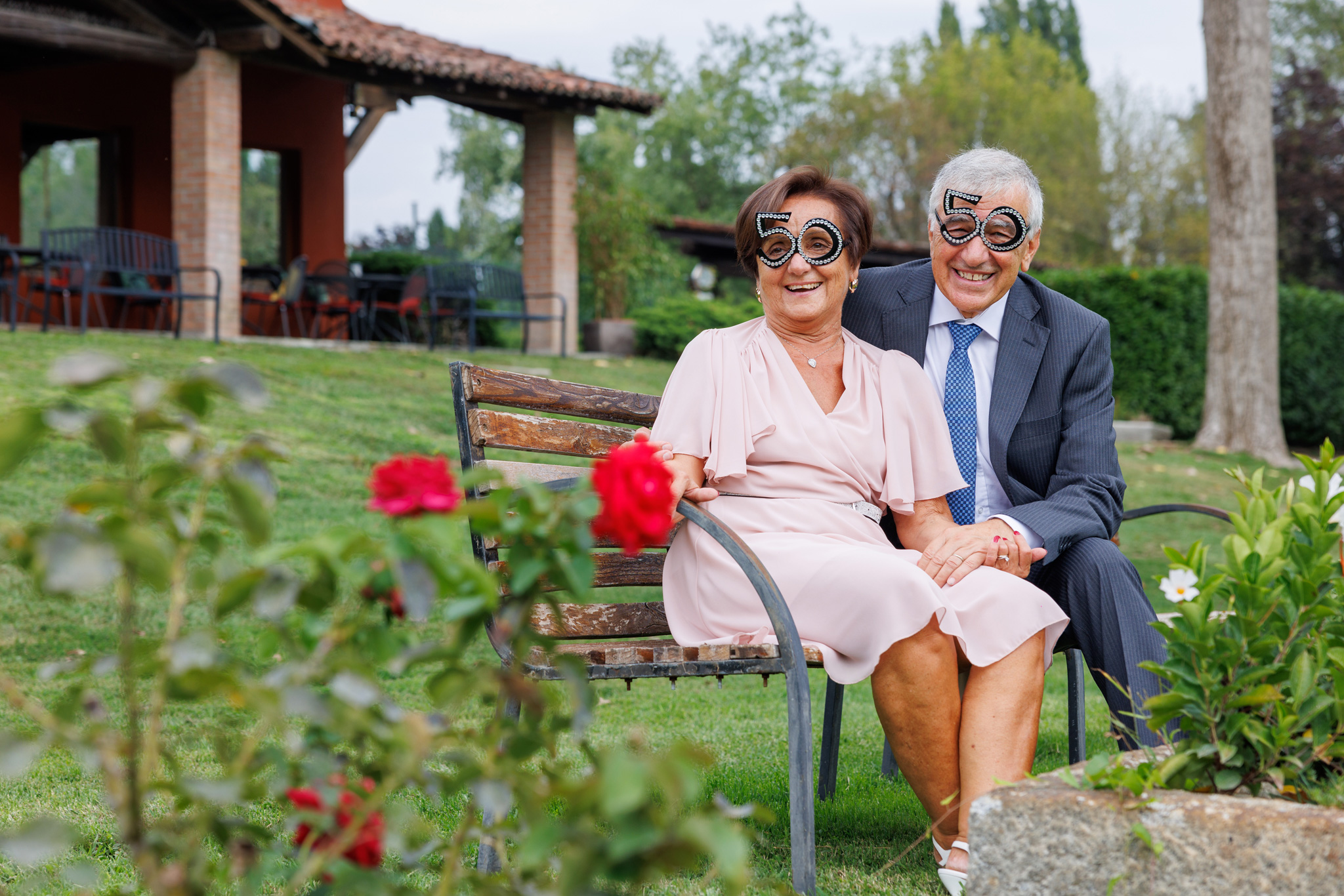 Ritratto di coppia in esterna