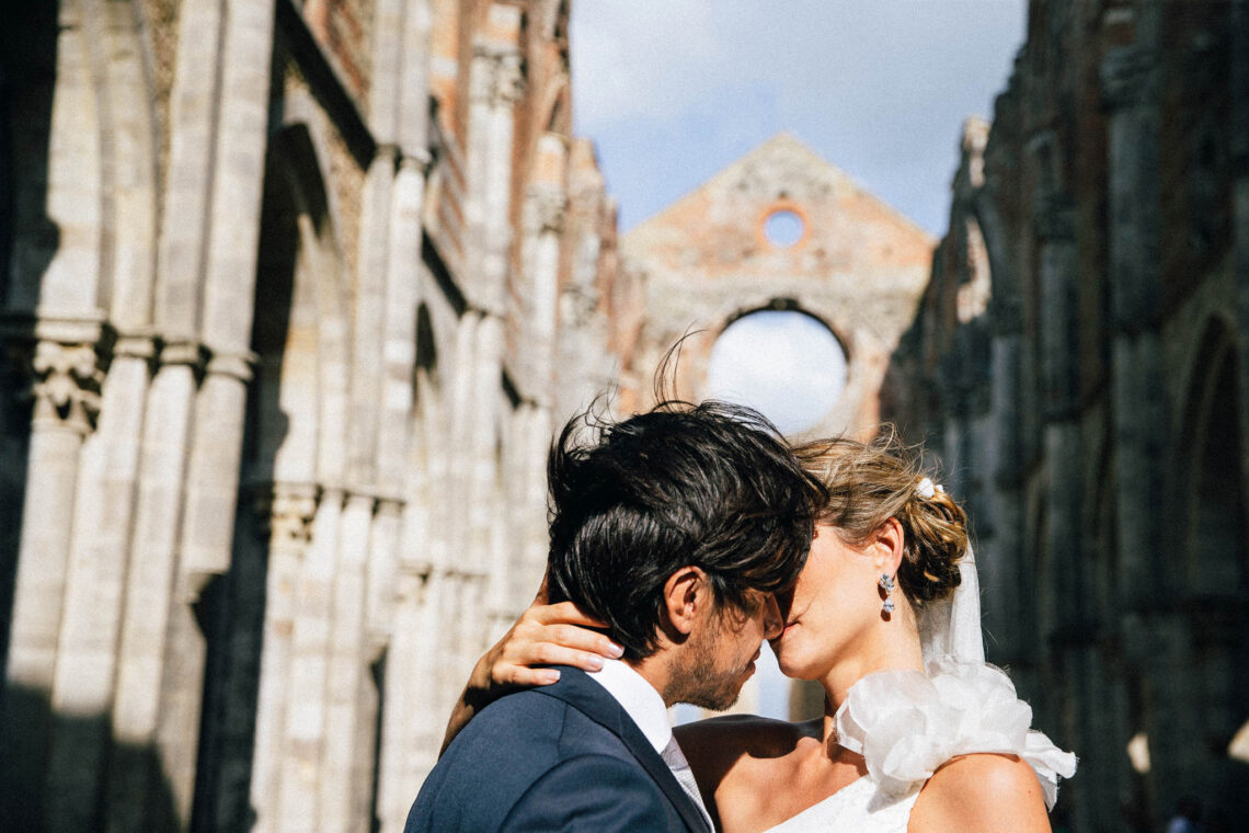 004-Servizi-Fotografici-per-matrimoni-Alessandro-Della-Savia Matrimonio a San Galgano