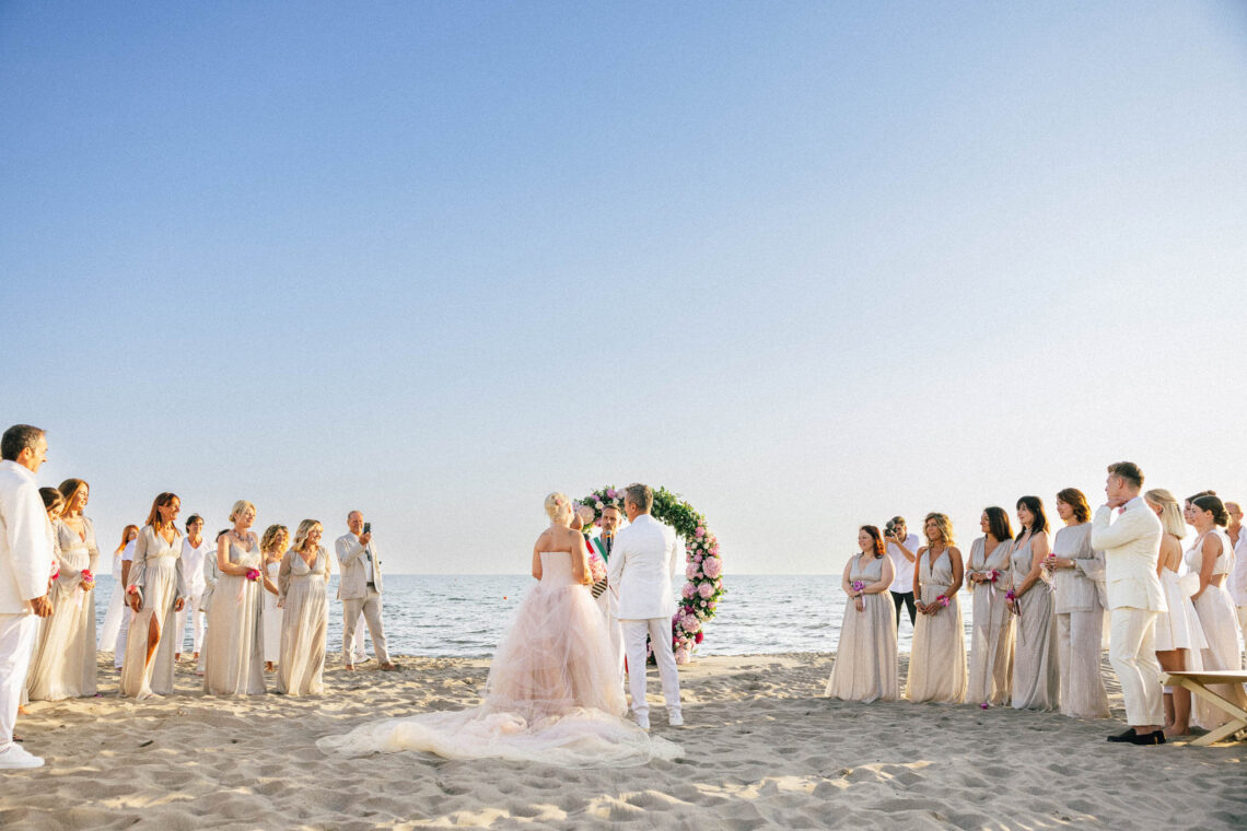 009-Servizi-Fotografici-per-matrimoni-Alessandro-Della-Savia Servizio fotografico per matrimoni sulla spiaggia