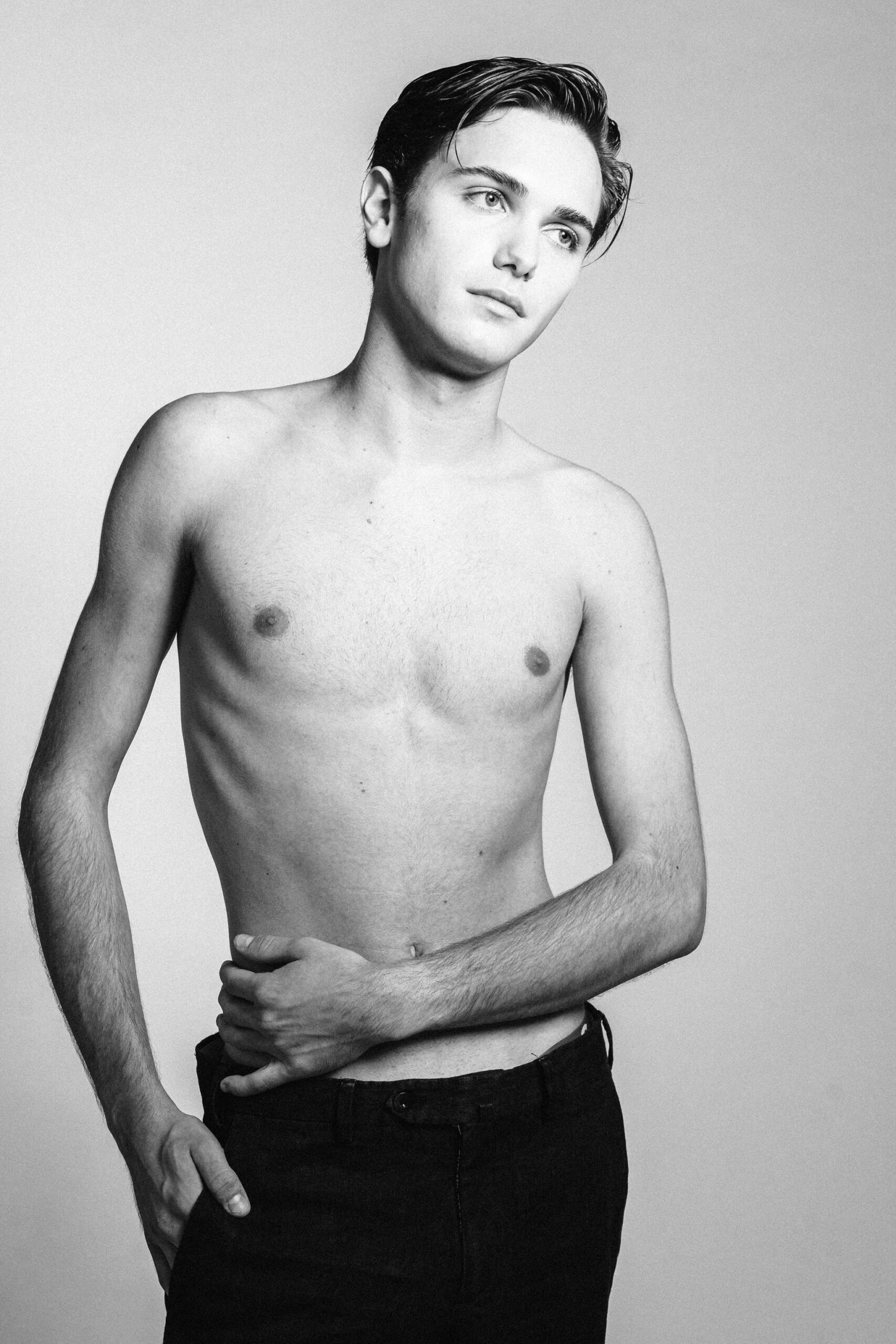 Book fotografico professionale in studio a Milano