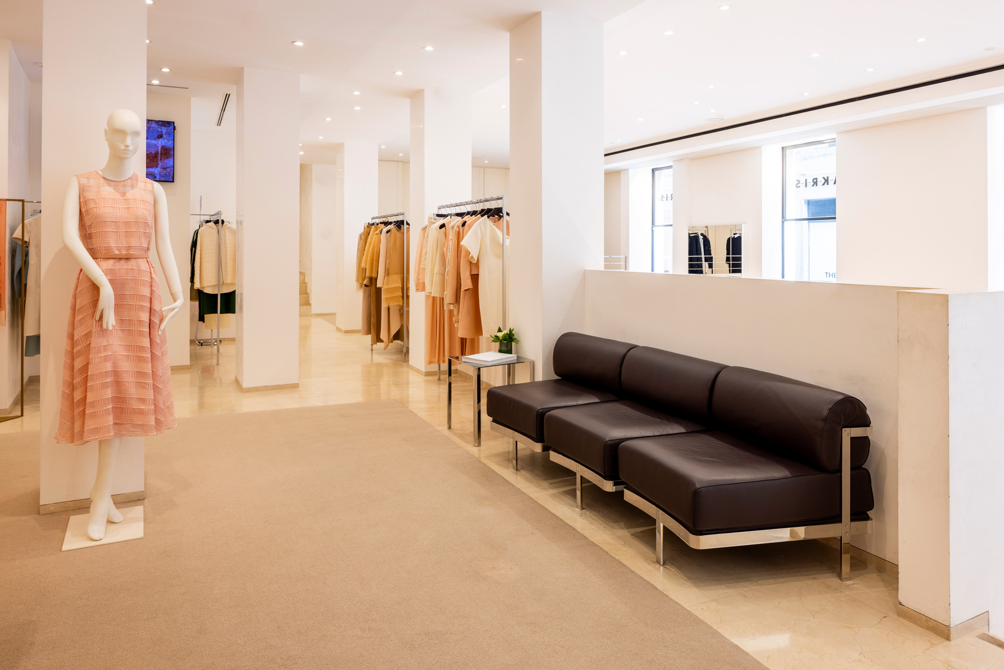 Servizio Fotografico di Architettura per la boutique Akris