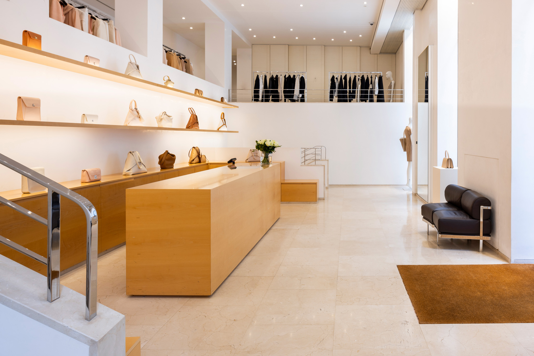 Servizio Fotografico di Architettura per la boutique Akris