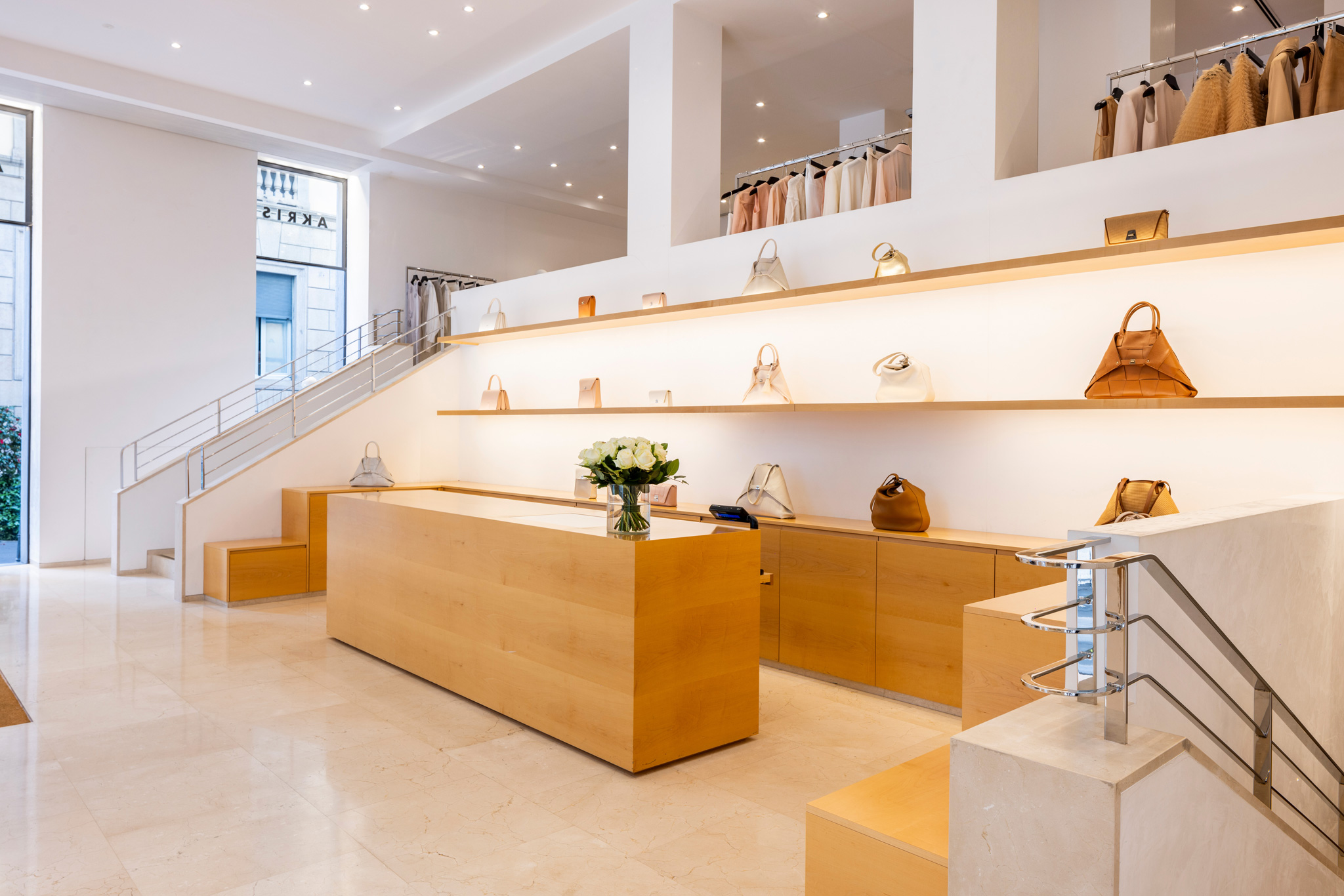 Servizio Fotografico di Architettura per la boutique Akris