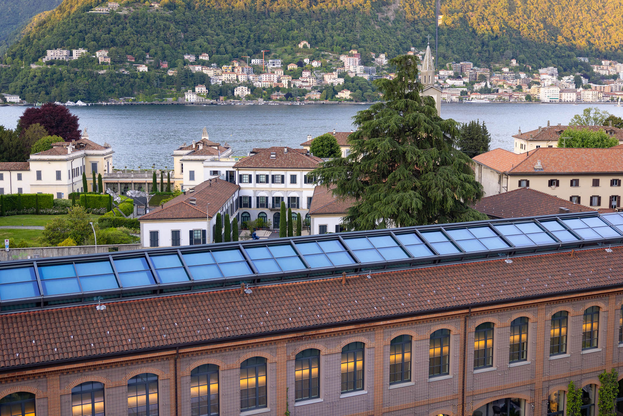Business event Photographer Como Lake Samsung Science Symposium